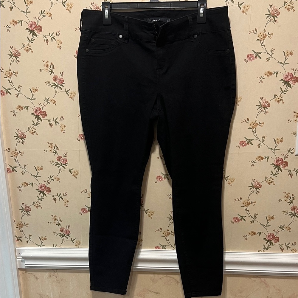 Torrid Black Ankle Jeans Women’s 16S